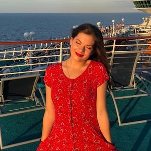 Meet your Posher, Anna